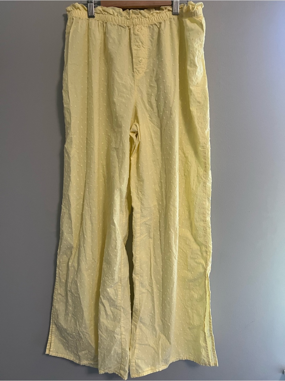 Colsie Yellow Ruffled Elastic-Waist Wide-Leg Pants